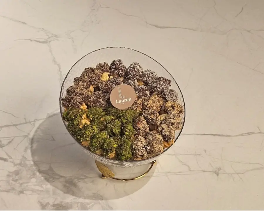 صينية بيتفور شفاف صغيرة